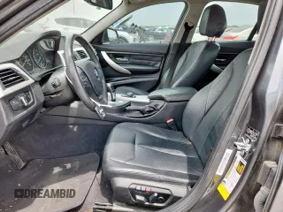 2012 BMW 3 Series 328i z VIN WBA3A5G52CNP17531, wystawiony jako Copart lot #63398505 z przebiegiem 167 825 mil mil oraz Czysty tytuł • Clean title. Historia ofert i sprzedaży dostępna na DreamBid. Obrazek 7.