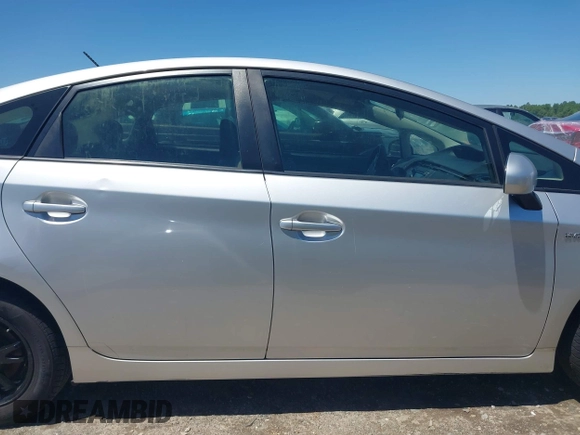 2015 Toyota Prius Four with VIN JTDKN3DU8F2000933, listed as a IAAI auction lot 42113155 with 212,443 mi miles and . Bid and sale history available at DreamBid. Image 13.