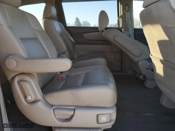 2011 Honda Odyssey LX with VIN 5FNRL5H23BB084501, listed as a Copart auction lot 48118105 with 317,420 mi miles and Salvage Title. Bid and sale history available at carsss.com. Image 11.