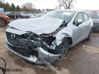 2018 Mazda Mazda3 4-Door Touring with VIN 3MZBN1V33JM207268, listed as a IAAI auction lot 41707165 with 135,498 mi miles. Bid and sale history available at carsss.com. Image 17.