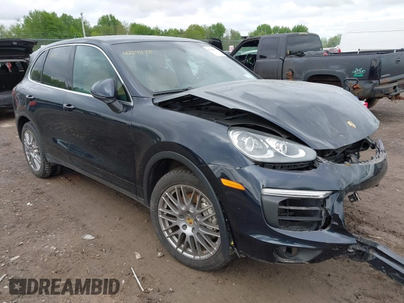 2017 Porsche Cayenne S z VIN WP1AB2A24HLA53402, wystawiony jako IAAI lot #42241178 z przebiegiem 140 801 mil mil oraz . Historia ofert i sprzedaży dostępna na DreamBid. Obrazek 1.