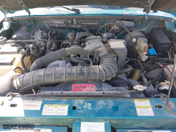 1996 Ford Ranger XL with VIN 1FTCR14U2TPB41329, listed as a IAAI auction lot 40135988 with 119,381 mi miles. Bid and sale history available at carsss.com. Image 10.