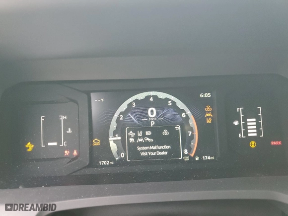 2024 Toyota Tacoma 4WD SR5 with VIN 3TYLB5JNXRT012816, listed as a Copart auction lot 46337705 with 1,702 mi miles and Salvage Title. Bid and sale history available at carsss.com. Image 9.