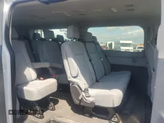 2018 Ford Transit Passenger XL z VIN 1FBZX2ZM8JKB02466, wystawiony jako Copart lot #55098365 z przebiegiem 166 367 mil mil oraz Szkoda całkowita • Salvage title. Historia ofert i sprzedaży dostępna na DreamBid. Obrazek 11.