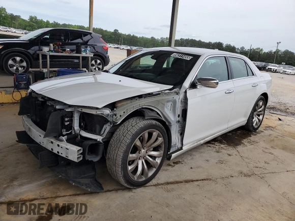 2018 Chrysler 300 Limited z VIN 2C3CCAEG7JH314035, wystawiony jako Copart lot #56311455 z przebiegiem 130 490 mil mil oraz Szkoda całkowita • Salvage title. Historia ofert i sprzedaży dostępna na DreamBid. Obrazek 1.
