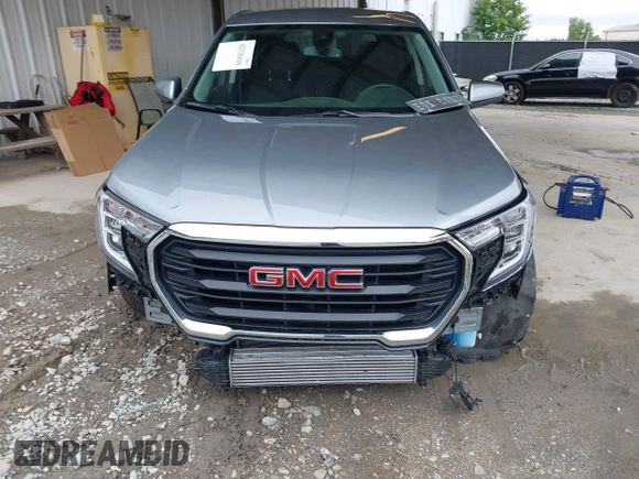 2024 GMC Terrain SLE with VIN 3GKALTEG7RL346411, listed as a IAAI auction lot 42338008 with 18,281 mi miles and . Bid and sale history available at DreamBid. Image 11.