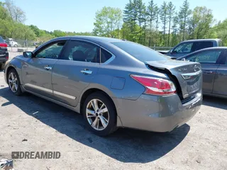 2015 Nissan Altima 2.5 z VIN 1N4AL3AP8FC148631, wystawiony jako IAAI lot #42233849 z przebiegiem 131 225 mil mil oraz . Historia ofert i sprzedaży dostępna na DreamBid. Obrazek 3.