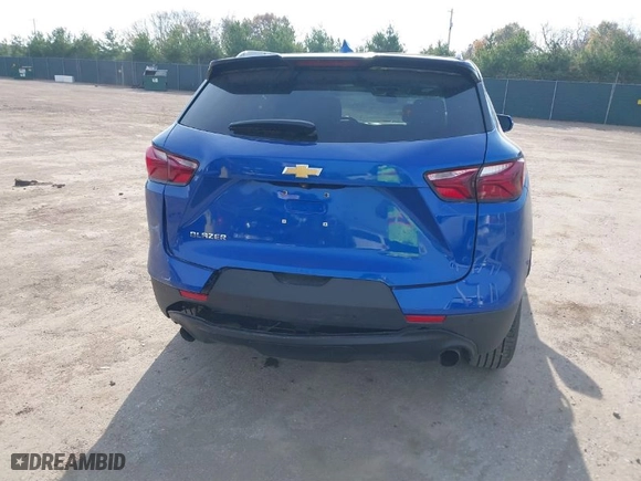 2019 Chevrolet Blazer with VIN 3GNKBBRA8KS613528, listed as a IAAI auction lot 40734671 with 82,418 mi miles. Bid and sale history available at carsss.com. Image 17.