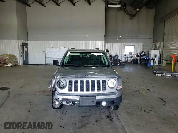 2017 Jeep Patriot 75th Anniversary z VIN 1C4NJRBB4HD128526, wystawiony jako Copart lot #48054165 z przebiegiem 58 696 mil mil oraz Szkoda całkowita • Salvage title. Historia ofert i sprzedaży dostępna na DreamBid. Obrazek 12.