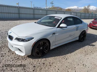 2018 BMW M2 z VIN WBS1J5C59J7B70092, wystawiony jako Copart lot #52558485 z przebiegiem 2614 mil mil oraz Szkoda całkowita • Salvage title. Historia ofert i sprzedaży dostępna na DreamBid. Obrazek 1.