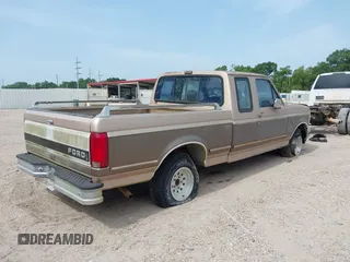 1993 Ford F-150 with VIN 1FTEX15N7PKA64692, listed as a IAAI auction lot 42642325 with Not provided miles and . Bid and sale history available at DreamBid. Image 4.