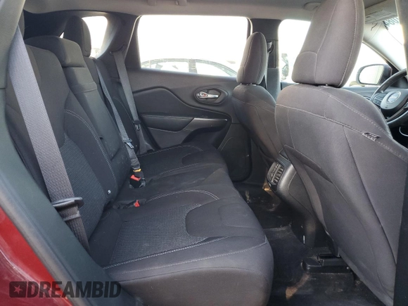 2019 Jeep Cherokee Latitude z VIN 1C4PJMCB0KD140030, wystawiony jako Copart lot #77901084 z przebiegiem 184 787 mil mil oraz Szkoda całkowita • Salvage title. Historia ofert i sprzedaży dostępna na DreamBid. Obrazek 11.
