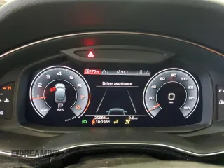 2020 Audi Q7 Premium Plus z VIN WA1LJAF76LD008485, wystawiony jako Copart lot #41886913 z przebiegiem 25 684 mil mil oraz . Historia ofert i sprzedaży dostępna na DreamBid. Obrazek 9.