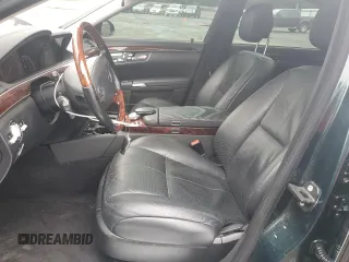 2007 Mercedes-Benz S 550 z VIN WDDNG86X07A108018, wystawiony jako Copart lot #57349965 z przebiegiem Nie podano mil oraz Czysty tytuł • Clean title. Historia ofert i sprzedaży dostępna na DreamBid. Obrazek 7.