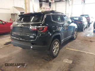 2024 Jeep Compass Latitude с VIN 3C4NJDBN3RT175331, выставлен на аукционе IAAI как лот 41933091 с пробегом 10 997 миль миль и . История ставок и продаж доступна на DreamBid. Изображение 4.