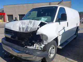 2018 Chevrolet Express Cargo Van with VIN 1GCWGAFG3J1907420, listed as a IAAI auction lot 41510854 with 91,112 mi miles. Bid and sale history available at carsss.com. Image 17.