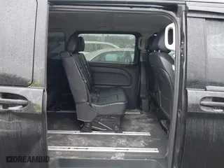2019 Mercedes-Benz Metris Passenger Van with VIN WD4PG2EE1K3519009, listed as a IAAI auction lot 41437625 with 999,999 mi miles. Bid and sale history available at carsss.com. Image 8.
