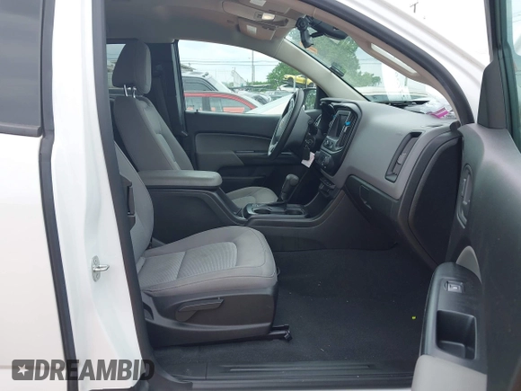 2021 Chevrolet Colorado 2WD Work Truck z VIN 1GCHSBEA6M1105491, wystawiony jako IAAI lot #42273668 z przebiegiem 43 024 mil mil oraz . Historia ofert i sprzedaży dostępna na DreamBid. Obrazek 5.