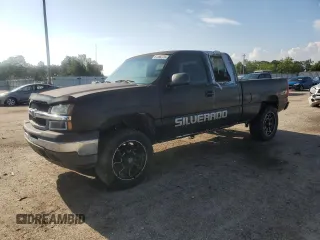 2005 Chevrolet Silverado 1500 LS z VIN 1GCEK19V45E151261, wystawiony jako Copart lot #61556275 z przebiegiem 329 943 mil mil oraz Czysty tytuł • Clean title. Historia ofert i sprzedaży dostępna na DreamBid. Obrazek 1.