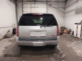 2014 GMC Yukon Denali with VIN 1GKS2EEF0ER134804, listed as a IAAI auction lot 41582709 with 142,192 mi miles. Bid and sale history available at carsss.com. Image 17.