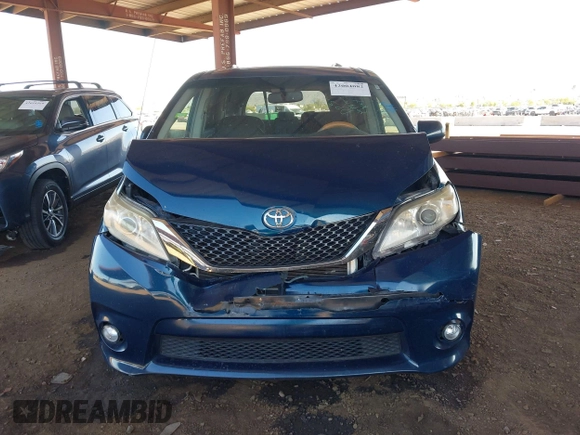 2012 Toyota Sienna SE with VIN 5TDXK3DC0CS264643, listed as a IAAI auction lot 42004082 with 118,675 mi miles. Bid and sale history available at carsss.com. Image 12.