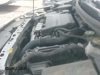 2019 Chevrolet Cruze z VIN 1G1BJ5SM1K7103238, wystawiony jako IAAI lot #42294454 z przebiegiem 100 509 mil mil oraz . Historia ofert i sprzedaży dostępna na DreamBid. Obrazek 19.