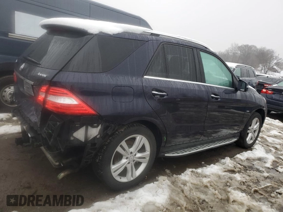2012 Mercedes-Benz M ML 350 with VIN 4JGDA5HB1CA072658, listed as a Copart auction lot 44408515 with 194,125 mi miles and Salvage Title. Bid and sale history available at carsss.com. Image 3.