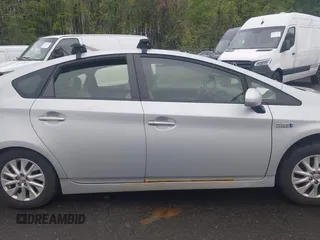 2012 Toyota Prius with VIN JTDKN3DP2C3004184, listed as a IAAI auction lot 42179963 with 210,815 mi miles and . Bid and sale history available at DreamBid. Image 13.