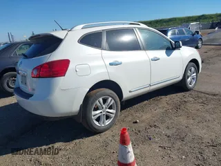 2013 Nissan Rogue S with VIN JN8AS5MTXDW024944, listed as a IAAI auction lot 41850245 with 156,670 mi miles. Bid and sale history available at carsss.com. Image 4.