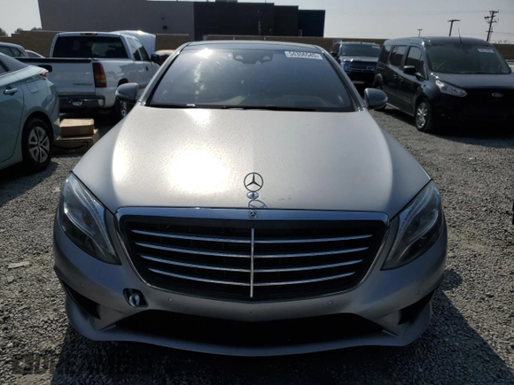 2015 Mercedes-Benz S 550 z VIN WDDUG8CB1FA083469, wystawiony jako Copart lot #54356545 z przebiegiem 100 849 mil mil oraz Szkoda całkowita • Salvage title. Historia ofert i sprzedaży dostępna na DreamBid. Obrazek 5.