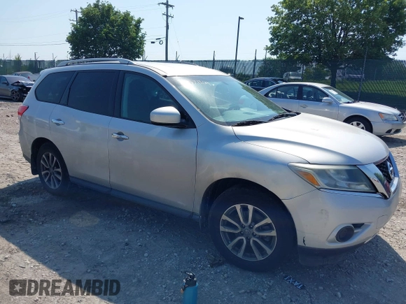 2014 Nissan Pathfinder S z VIN 5N1AR2MM6EC718091, wystawiony jako IAAI lot #42571109 z przebiegiem 72 907 mil mil oraz . Historia ofert i sprzedaży dostępna na DreamBid. Obrazek 1.