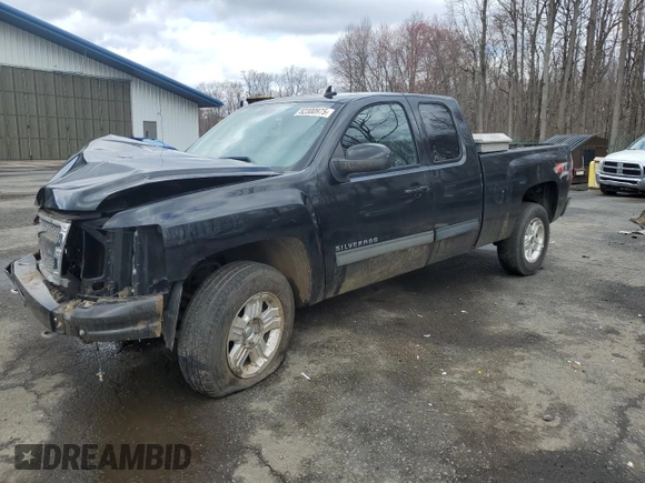 2010 Chevrolet Silverado 1500 LT with VIN 1GCSKSE38AZ186997, listed as a Copart auction lot 52300975 with 107,464 mi miles and Salvage Title. Bid and sale history available at DreamBid. Image 1.