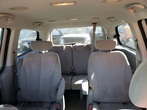 2009 Kia Sedona LX with VIN KNDMB233496304472, listed as a Copart auction lot 47272105 with 184,370 mi miles and Salvage Title. Bid and sale history available at carsss.com. Image 10.