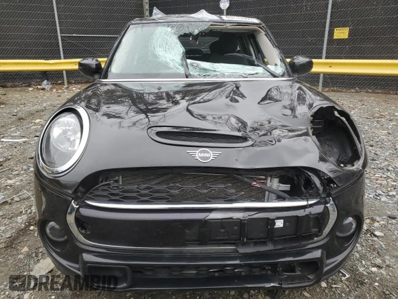 2020 MINI Hardtop 4 Door Cooper S with VIN WMWXU9C02L2M78610, listed as a Copart auction lot 43740965 with 27,686 mi miles and Salvage title. Bid and sale history available at DreamBid. Image 5.