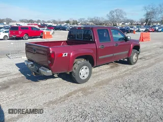 2008 Chevrolet Colorado 2LT z VIN 1GCDT13E988177648, wystawiony jako IAAI lot #41595192 z przebiegiem 239 029 mil mil oraz . Historia ofert i sprzedaży dostępna na DreamBid. Obrazek 4.