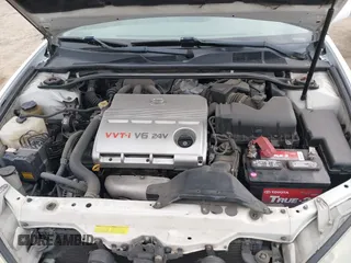 2004 Toyota Camry LE with VIN 4T1BF30K74U073676, listed as a IAAI auction lot 41668460 with 249,847 mi miles. Bid and sale history available at carsss.com. Image 10.