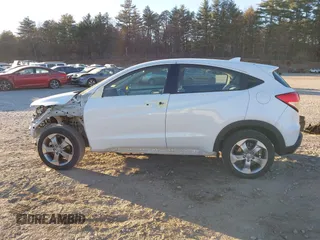 2021 Honda HR-V LX with VIN 3CZRU6H36MM738069, listed as a IAAI auction lot 40893571 with 68,172 mi miles. Bid and sale history available at carsss.com. Image 15.