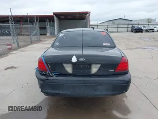 2010 Ford Police Interceptor с VIN 2FABP7BV9AX142085, выставлен на аукционе IAAI как лот 41691070 с пробегом Не указан миль и . История ставок и продаж доступна на DreamBid. Изображение 16.