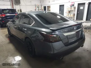 2013 Nissan Altima 3.5 SL with VIN 1N4BL3AP9DC145920, listed as a IAAI auction lot 41567844 with 140,198 mi miles. Bid and sale history available at carsss.com. Image 3.