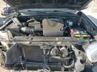 2019 Toyota Tacoma SR5 with VIN 3TMBZ5DN5KM019662, listed as a Copart auction lot 71650075 with 105,601 mi miles and Salvage title. Bid and sale history available at DreamBid. Image 14.