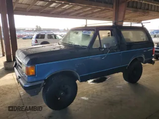 1989 Ford Bronco XL with VIN 1FMEU15N3KLA46892, listed as a Copart auction lot 46937345 with 2,695 mi miles and Clean Title. Bid and sale history available at carsss.com. Image 1.
