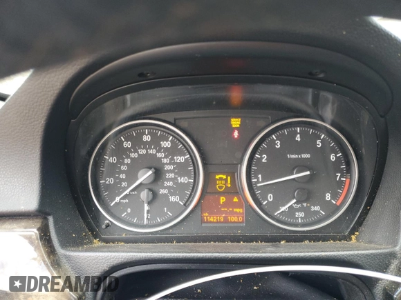 2009 BMW 3 Series 335i z VIN WBAWB73519P044563, wystawiony jako Copart lot #56112405 z przebiegiem 114 219 mil mil oraz Szkoda całkowita • Salvage title. Historia ofert i sprzedaży dostępna na DreamBid. Obrazek 9.