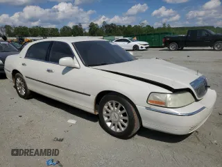 2006 Lincoln Town Car Signature z VIN 1LNHM81W26Y600713, wystawiony jako Copart lot #56341385 z przebiegiem Nie podano mil oraz Szkoda całkowita • Salvage title. Historia ofert i sprzedaży dostępna na DreamBid. Obrazek 4.