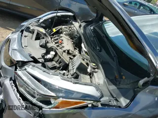 2022 Honda HR-V LX z VIN 3CZRU6H39NM774128, wystawiony jako IAAI lot #43063717 z przebiegiem 42 145 mil mil oraz . Historia ofert i sprzedaży dostępna na DreamBid. Obrazek 19.