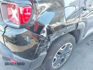 2017 Jeep Renegade Deserthawk z VIN ZACCJBCB4HPF18220, wystawiony jako IAAI lot #41719737 z przebiegiem 87 332 mil mil oraz . Historia ofert i sprzedaży dostępna na DreamBid. Obrazek 12.