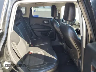 2018 Jeep Compass Latitude with VIN 3C4NJDBB8JT417492, listed as a Copart auction lot 50998975 with 141,975 mi miles and Salvage title. Bid and sale history available at DreamBid. Image 10.