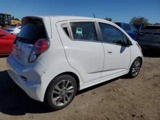 2015 Chevrolet Spark EV LT with VIN KL8CL6S05FC805268, listed as a Copart auction lot 75501924 with 66,668 mi miles and Salvage Title. Bid and sale history available at carsss.com. Image 3.