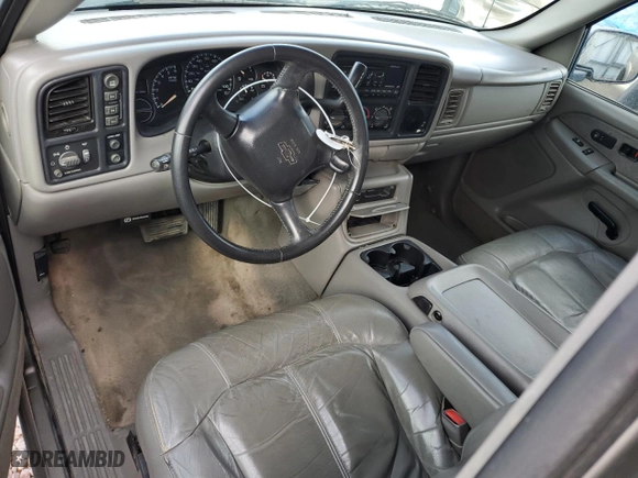 2001 Chevrolet Silverado 1500 LT with VIN 2GCEK19T111341349, listed as a Copart auction lot 70488904 with 153,530 mi miles and Salvage Title. Bid and sale history available at carsss.com. Image 8.