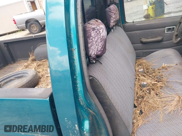 1996 Nissan Frontier XE с VIN 1N6SD11S2TC373561, выставлен на аукционе IAAI как лот 42512240 с пробегом 253 217 миль миль и . История ставок и продаж доступна на DreamBid. Изображение 8.