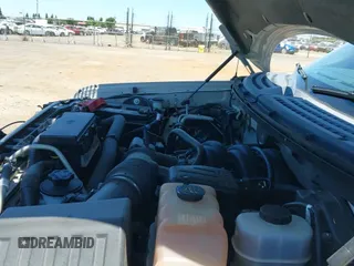 2010 Ford F-150 XL с VIN 1FTEW1E83AFD81219, выставлен на аукционе IAAI как лот 42333643 с пробегом 171 071 миль миль и . История ставок и продаж доступна на DreamBid. Изображение 19.